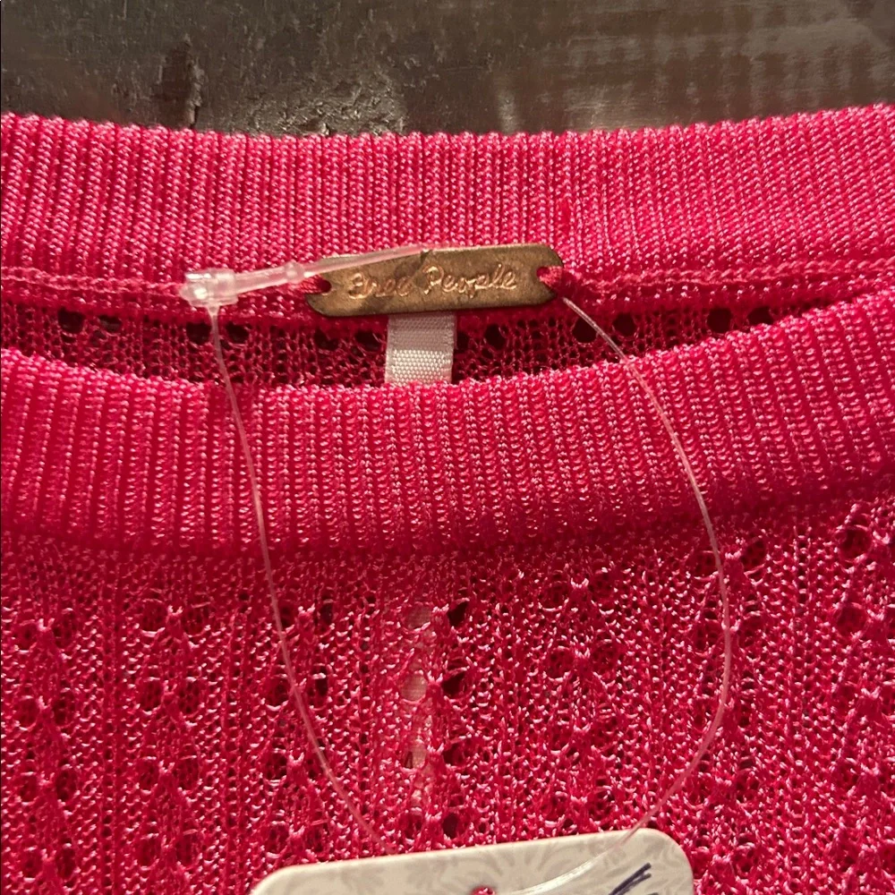 NWT Free people H2O crew Pink Knit Top in hibiscus size medium